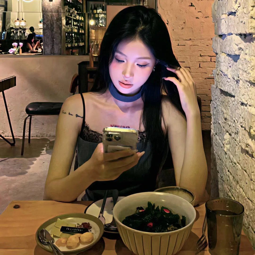 以昭为光向庭而生